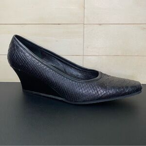 Rangoni Firenze Black Snakeskin Wedge Heels Women's Size 9 B Shoes Leather